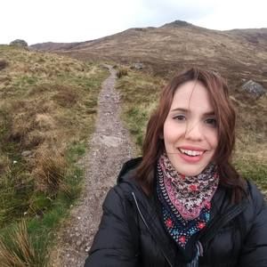 Meet your Posher, Ana